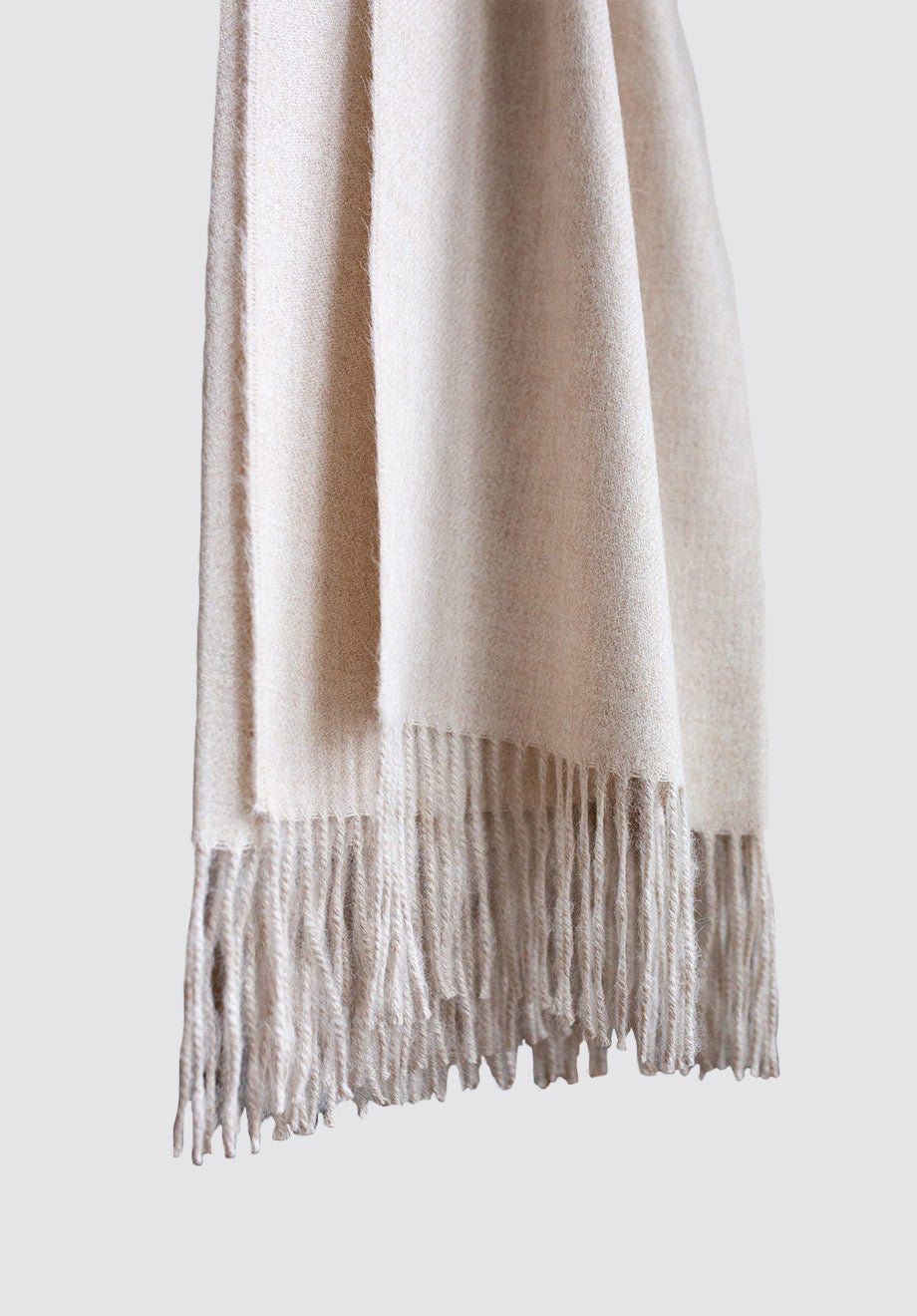 Encanto Alpaca Throw | Alabaster - Plain Tiger Blankets & Throws