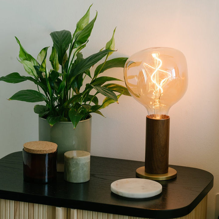 Knuckle Table Lamp + Voronoi I - Plain Tiger