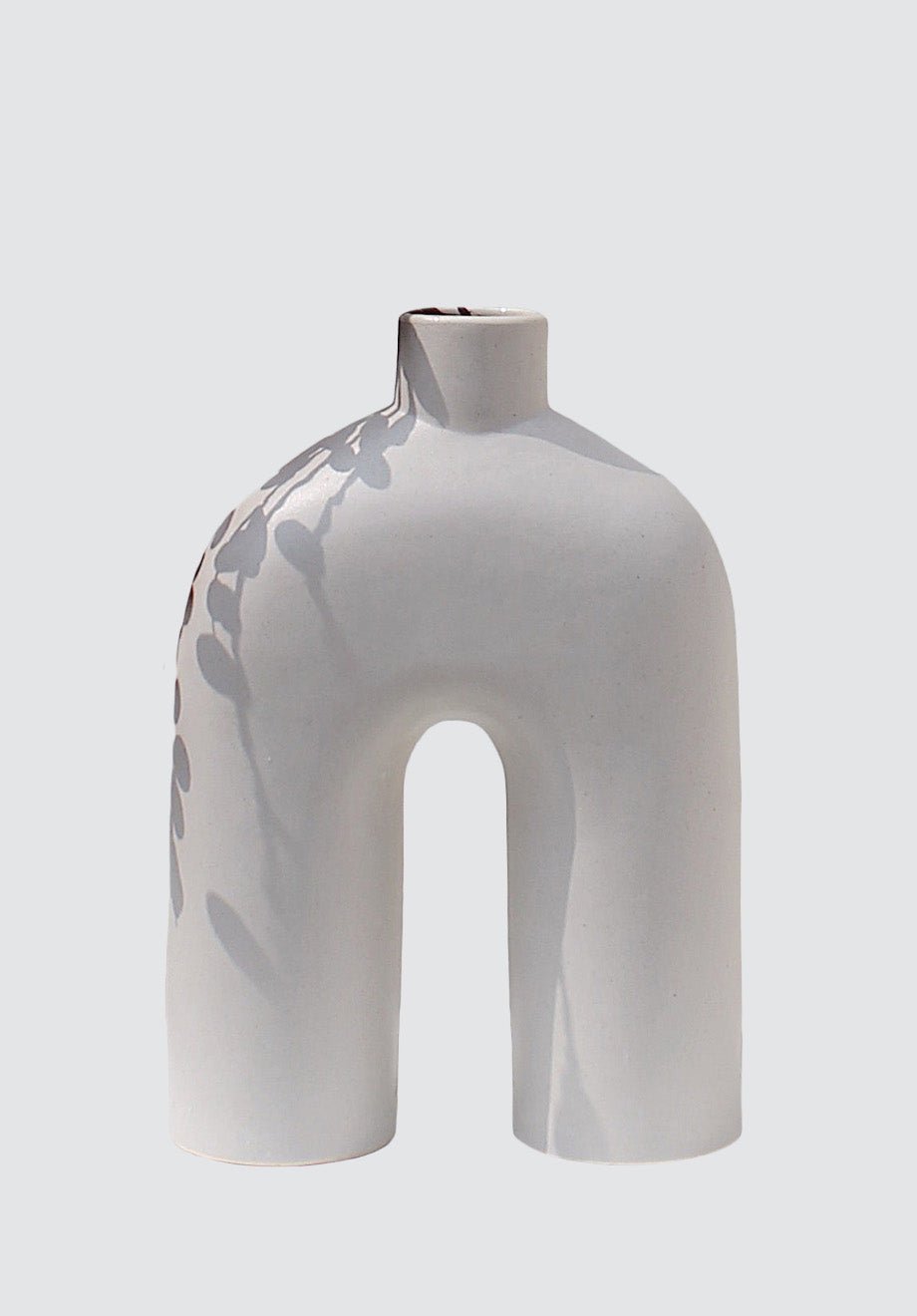 Off - White Ozo Vase - Plain Tiger Vases & Vessels