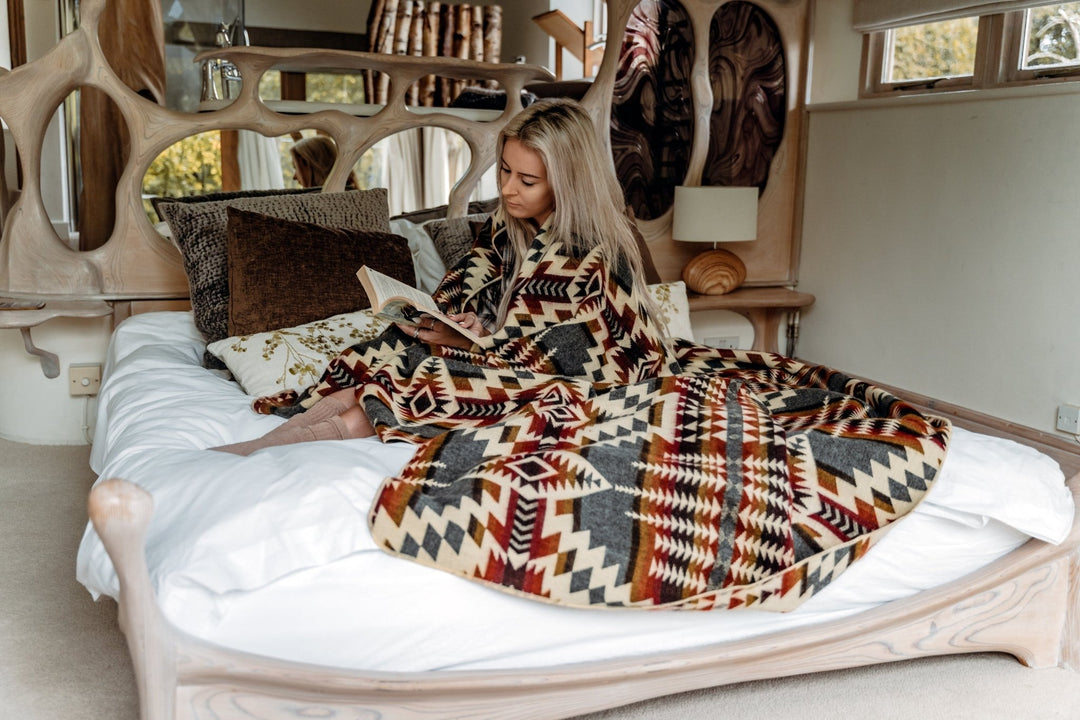 Secoya Blanket | Campfire Ash - Plain Tiger Blankets & Throws