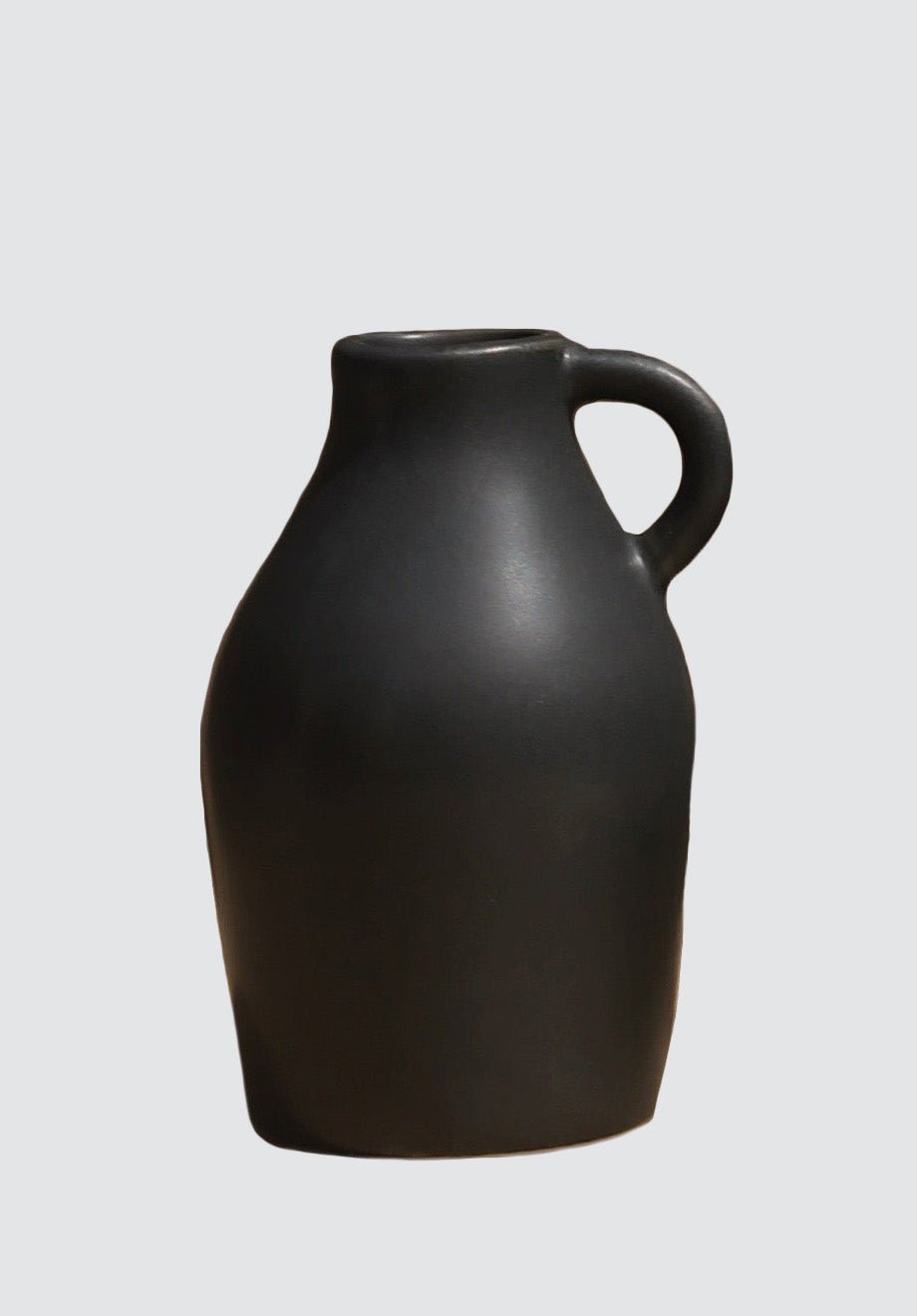 Shima Vase - Plain Tiger Vases & Vessels