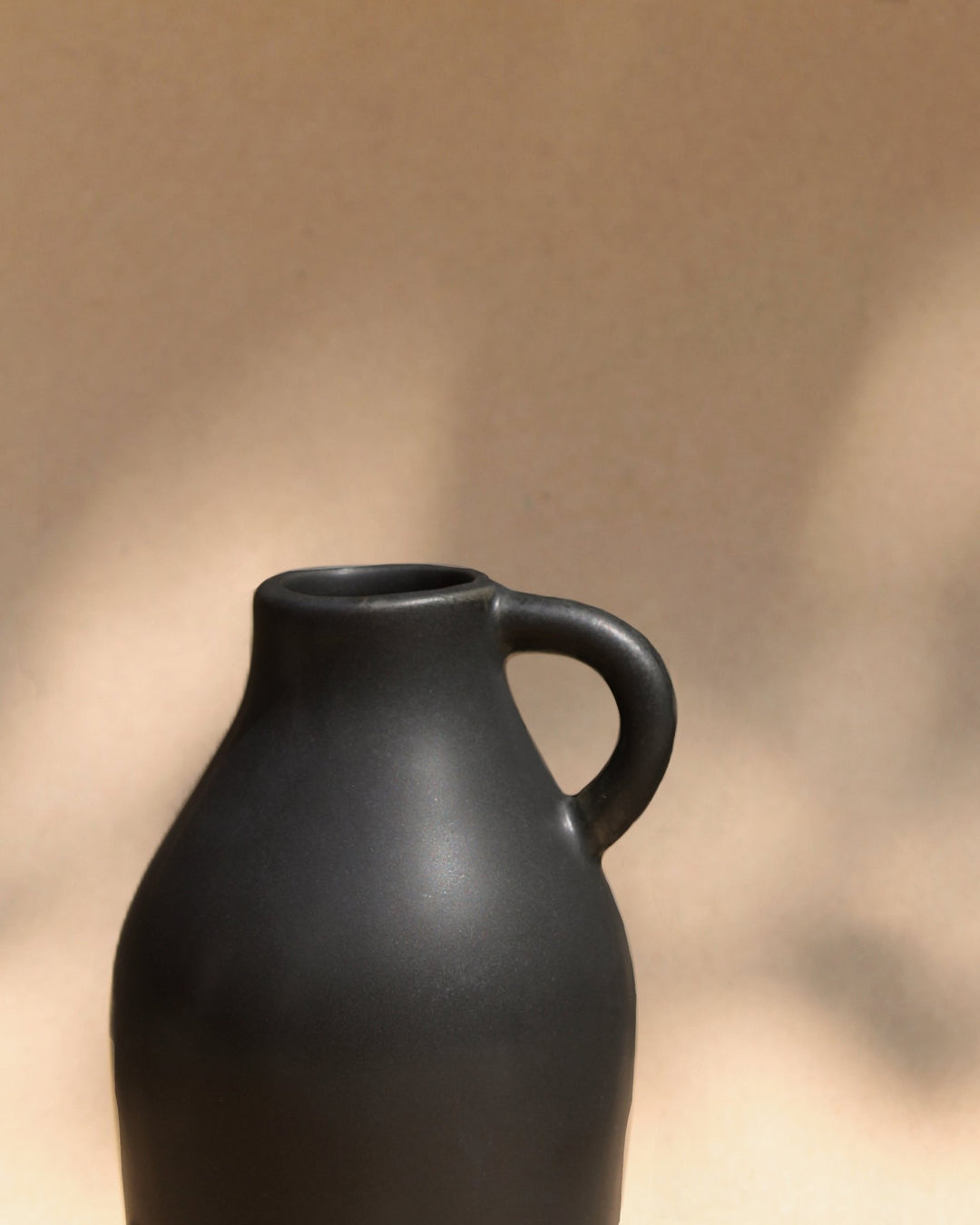 Shima Vase - Plain Tiger Vases & Vessels