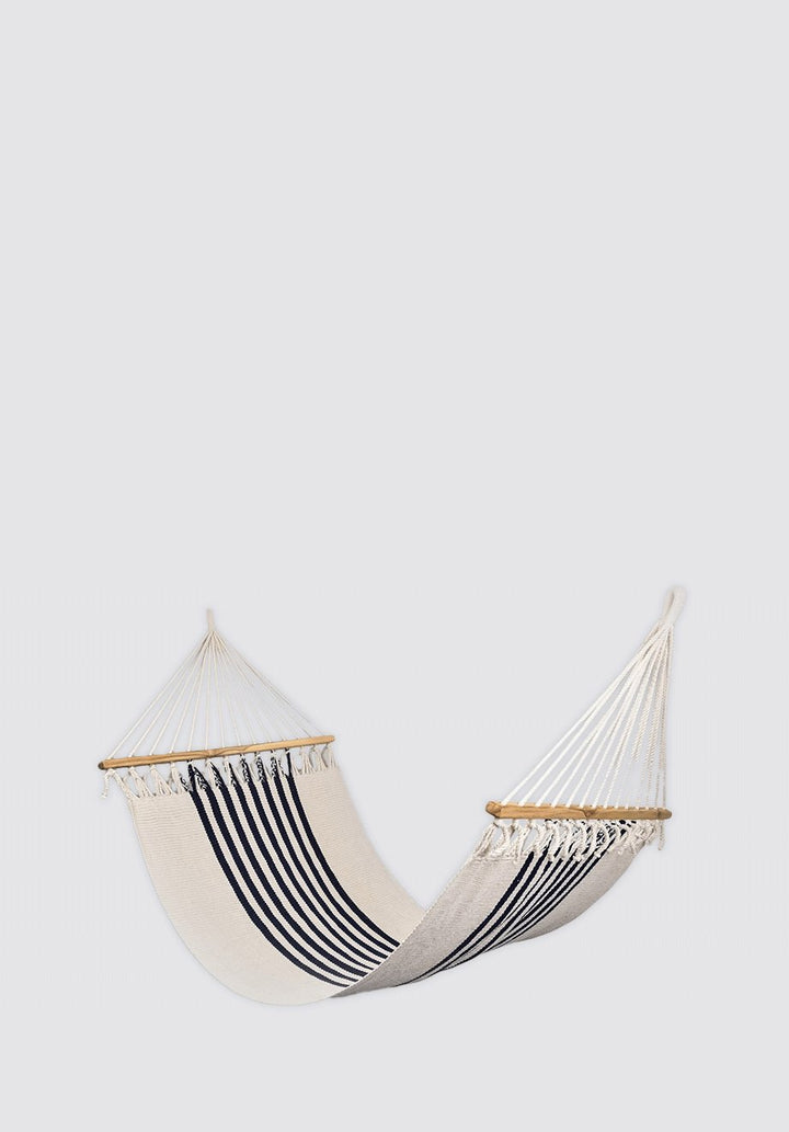 Triple Weave Colonial Cotton Hammock (Wooden Bar) - Plain Tiger