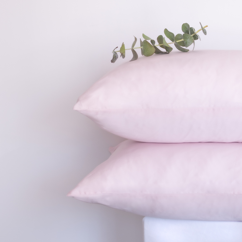 Eucalyptus Vegan Silk™ Pillowcase | Pink