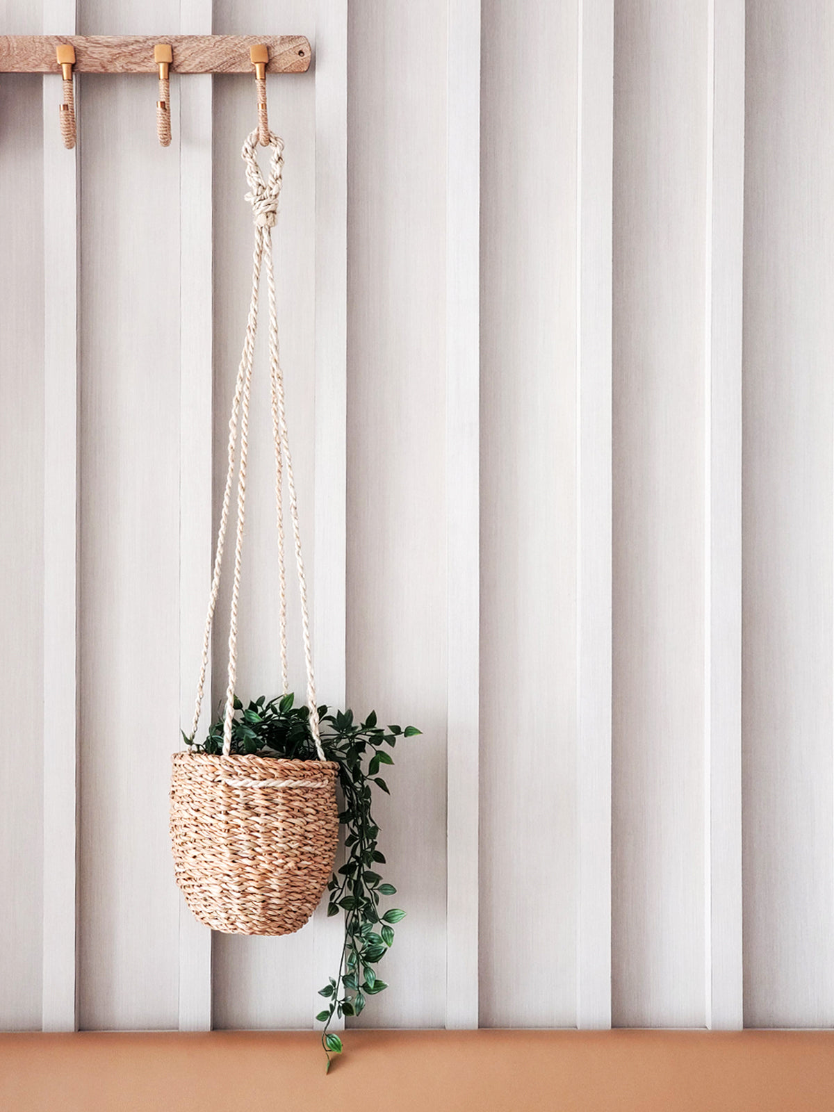 Savar Hanging Basket