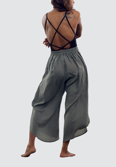 Sunday in Sheets Pants | Olive Ash