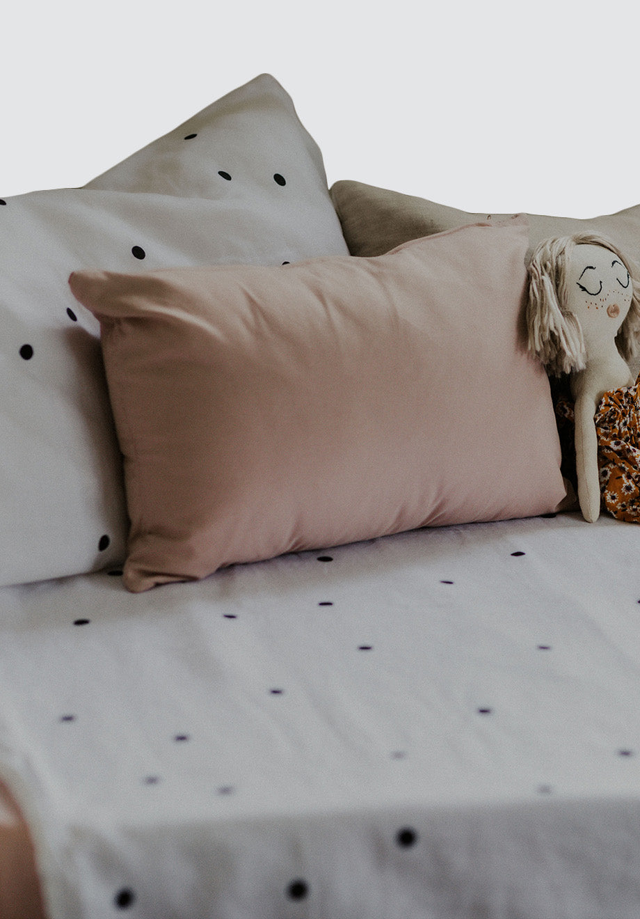100% Linen Duvet and Pillow Slip in Dots